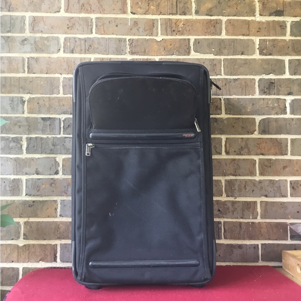 Tumi Black Men's Rolling Carry-On Travel Bag